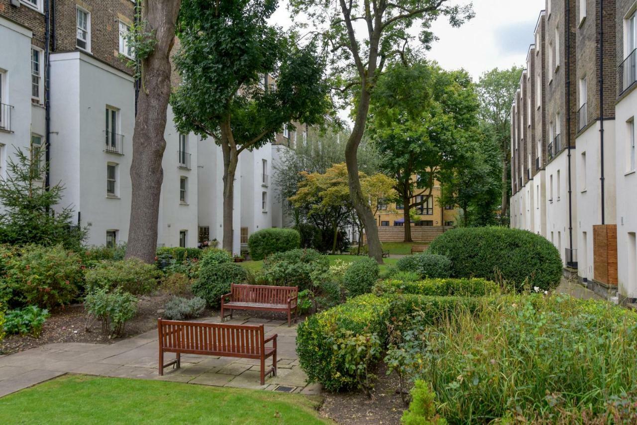 Gloucester Gardens London Bagian luar foto